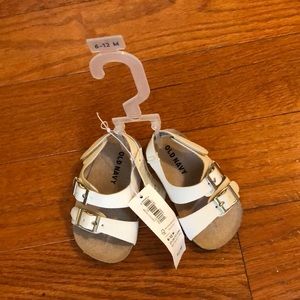 Old navy white sandals 6-12months